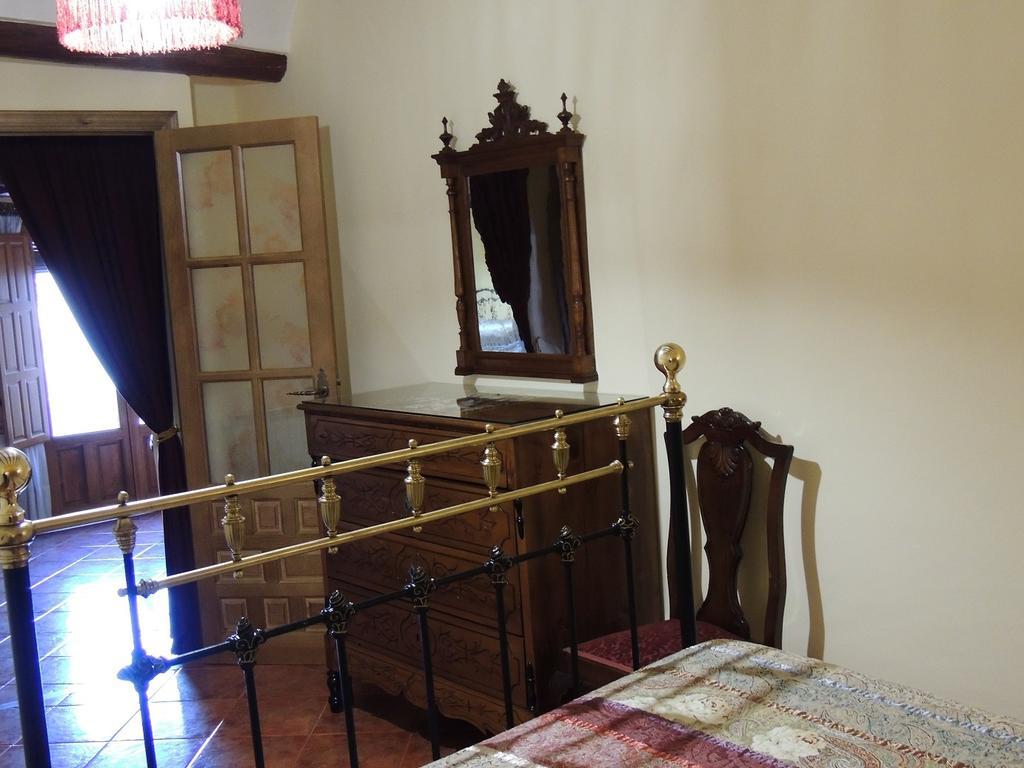 Las Bodegas Del Gilo Valdealgorfa Chambre photo