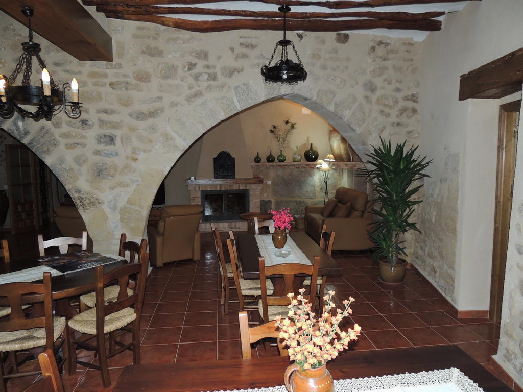 Las Bodegas Del Gilo Valdealgorfa Extérieur photo
